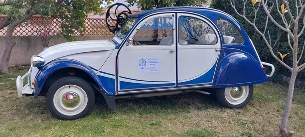 Véhicule de L-Bricole 11 Narbonne - 2CV